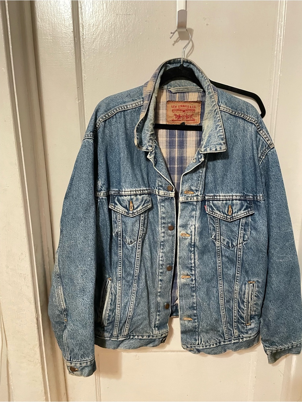 Levi's Light Blue Denim Trucker Jacket with Plaid heavy Lining